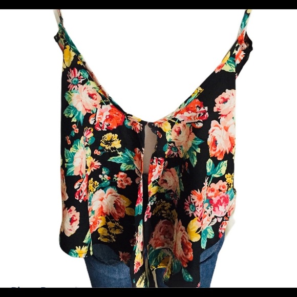 AMBIANCE APPAREL Floral Tank/Top With Button Open Back Detail Black Size Small - Picture 7 of 11